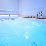 Bed & Breakfast Boutique - Palazzo Crati 1800 4*