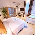 Boutique - Palazzo Crati 1800 Bed & Breakfast Cosenza